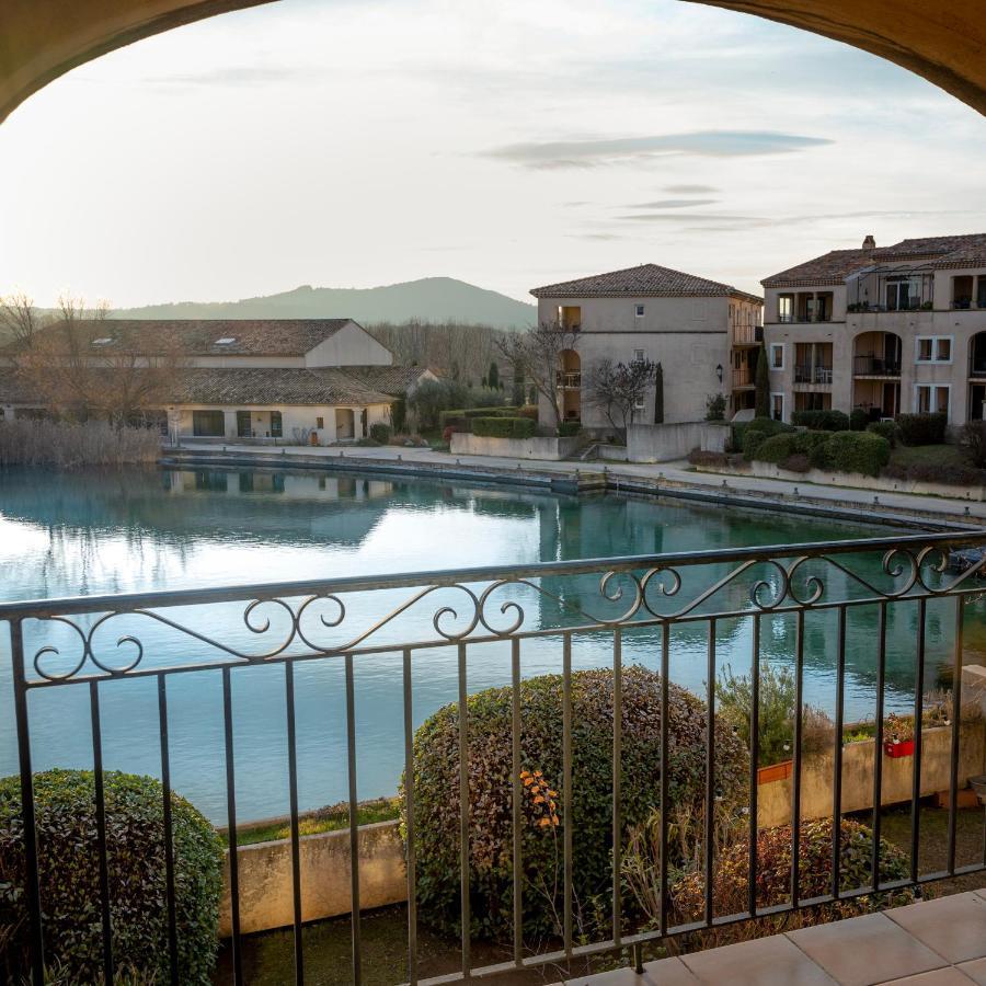 Magnifique Vue Lac Au Golf De Pont-Royal Mallemort Exterior photo